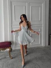 GÖZ ALICI PARILTI: Işıltılı Mini Elbise